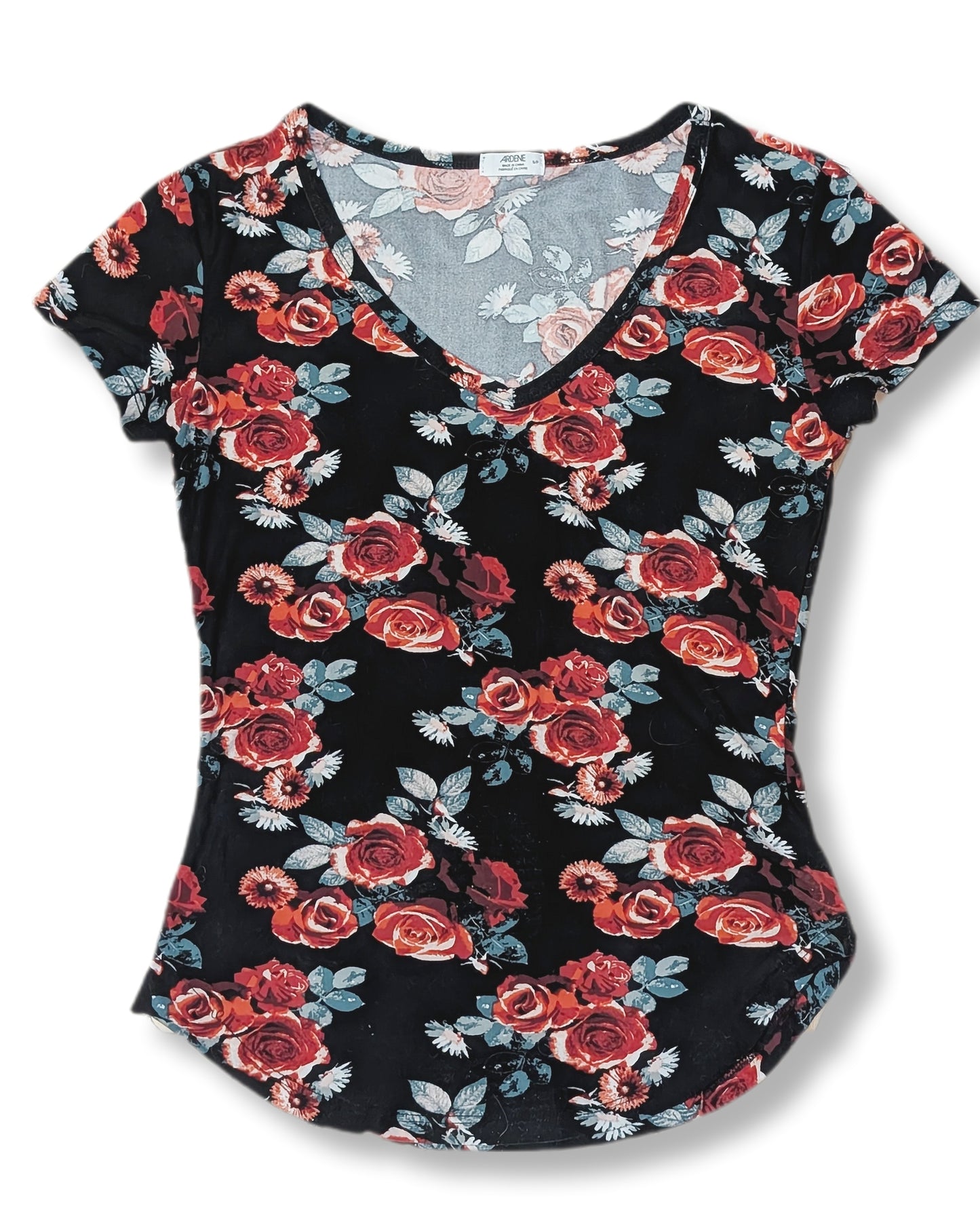 T-shirt doux avec motifs de roses et col en V | ARDÈNE | SMALL