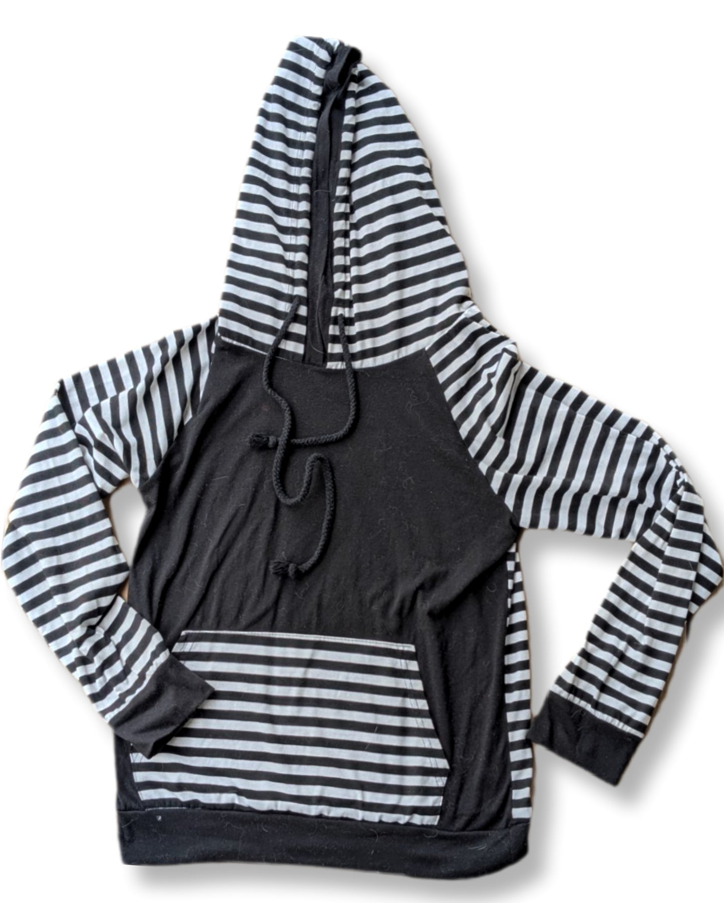 Chandail à capuchon "hoodie" léger noir & blanc | SMALL