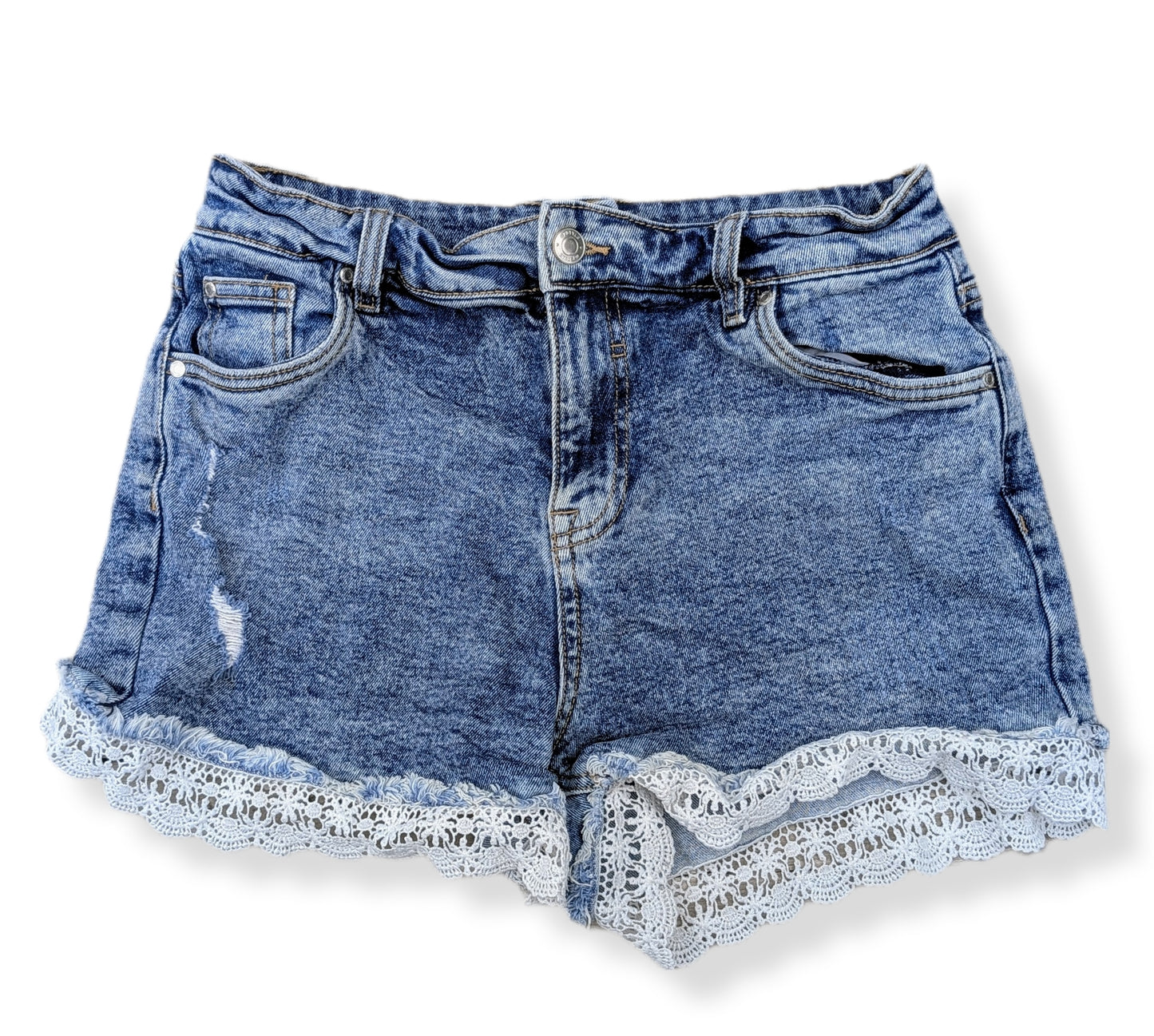 Shorts style bohème chic en denim avec détails en dentelle | MYSTYLE | 04