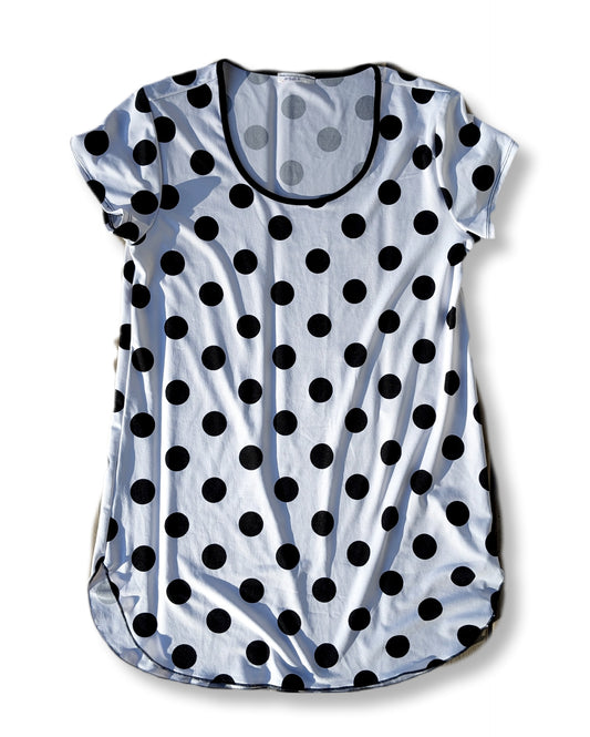 T-shirt à coupe ample avec manches courtes & col rond imprimé de pois noirs | XS (mais fait LARGE)