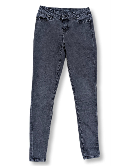 Jeans classique coupe ajustée, gris foncé délavé | Celebrity Pink | 26