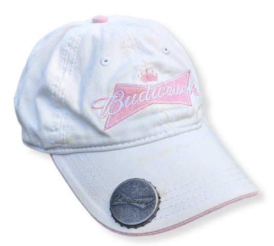 Casquette blanche BUDWEISER avec broderie rose & décapsuleur intégré | T/U