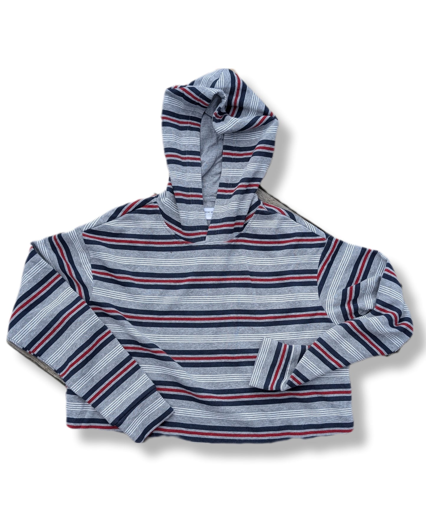 Chandail à capuchon très court style "crop-top" imprimé à rayures | Ardène | MÉDIUM