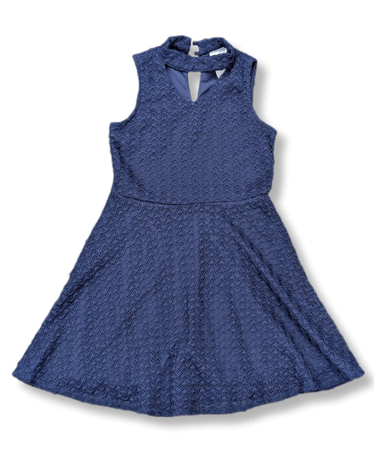 Robe patineuse bleue col licou et découpe au dos | 10 ans