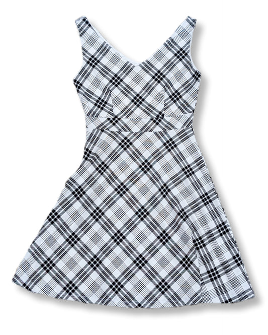 Robe style patineuse sans manches avec col en V | S