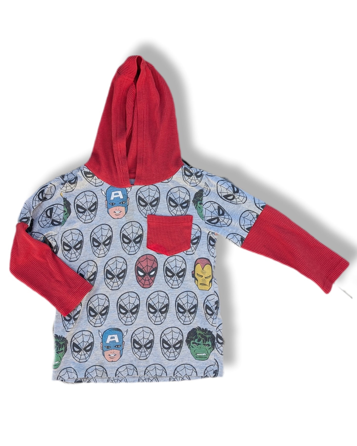 Chandail à manches longues avec capuche & motifs Avengers | 5 ans