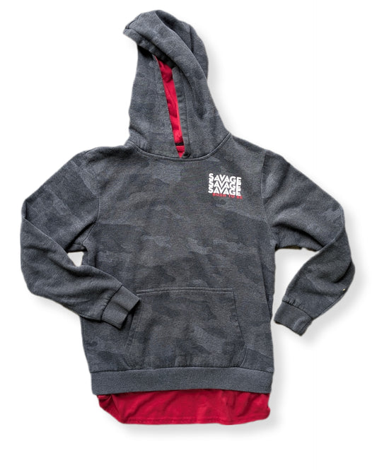 (Ado) Chandail à capuchon gris camouflage à effet superposé rouge | URBAN YOUTH | 14 ans