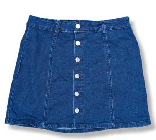 Jupe en denim foncé avec "faux boutons" | Ardène | 11