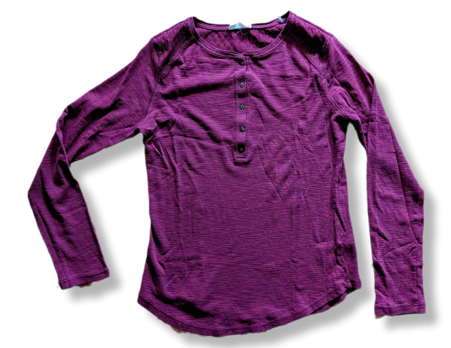 T-shirt à manches longues style Henley couleur prune | MÉDIUM